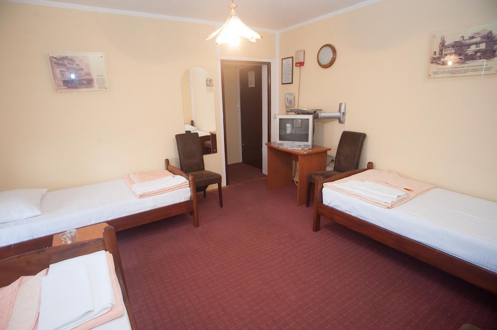 Hotel Extra Lion Md Ni Dış mekan fotoğraf