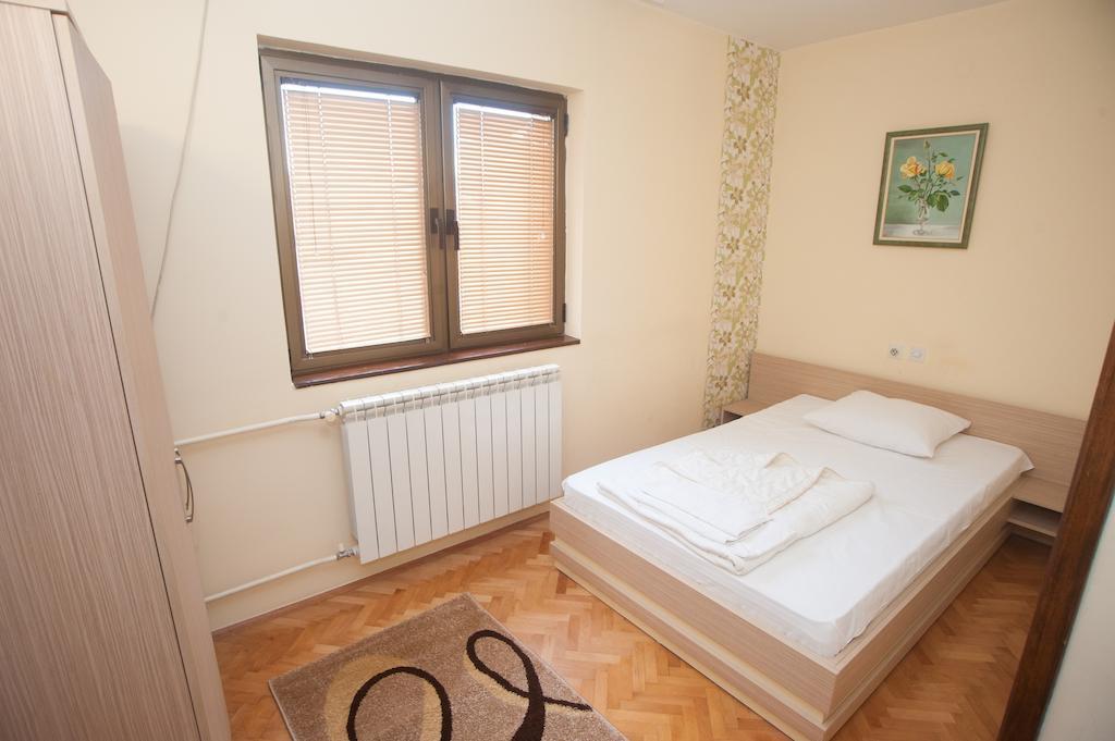 Hotel Extra Lion Md Ni Oda fotoğraf
